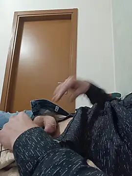newlife2526 live cam on Stripchat
