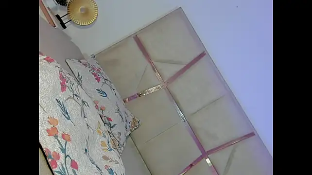 Keily_Tsx1 live cam on Stripchat