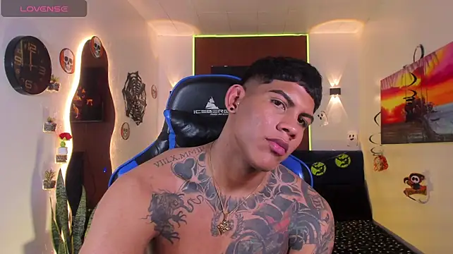 Damian_latinxxx