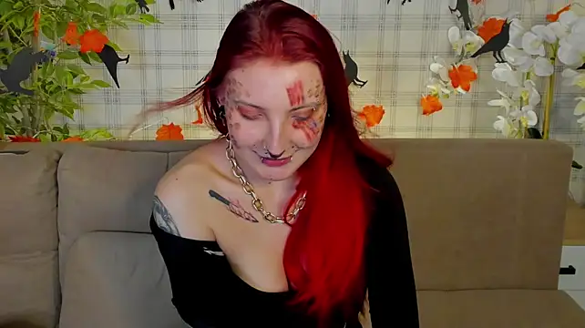Lilit_Fire live cam on Stripchat