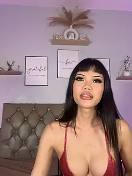 StarLovee live cam on Stripchat