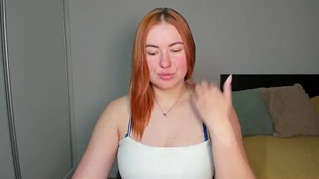 LAYLAxSTAR live cam on Stripchat