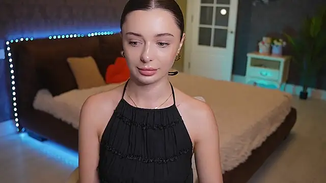 DinaCandy live cam on Stripchat