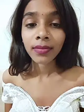 HIE-JANVI live cam on Stripchat