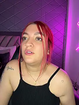 AinhoaaMontero live cam on Stripchat
