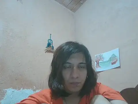 CarmillaSnapvine live cam on Stripchat