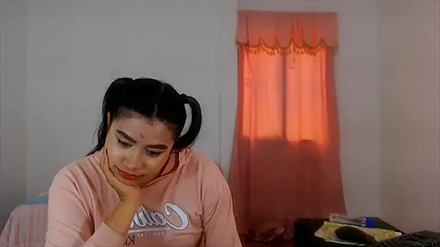katrinawillff live cam on Stripchat