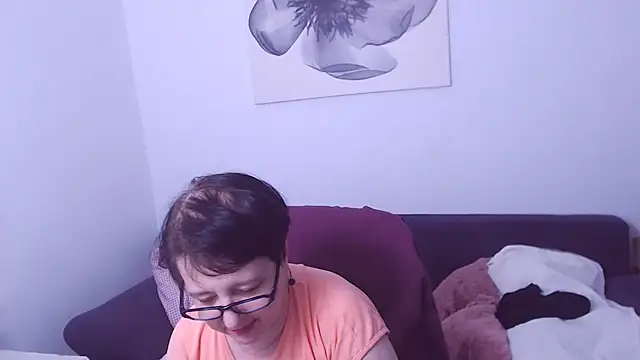 ChristaRose live cam on Stripchat