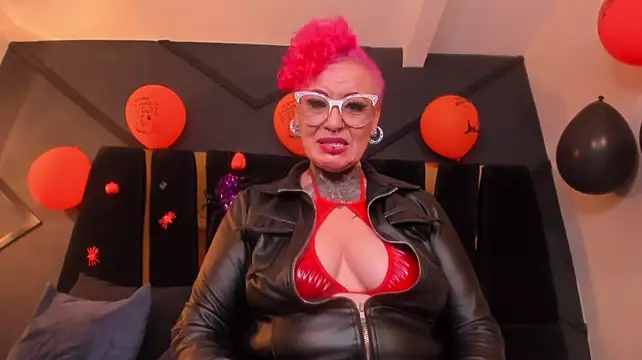 mistress_sandy的直播画面
