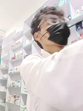 Hornyboy337