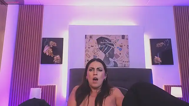 alaia77 live now