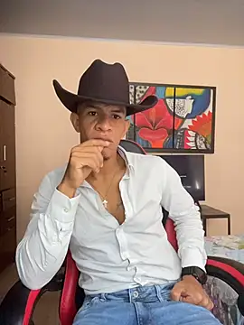 Felipe-ReyesF4 live now