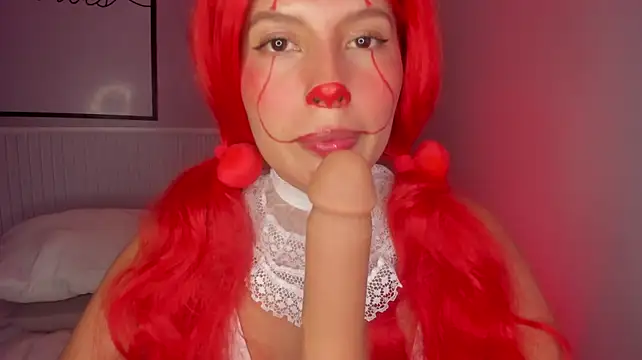 little_doll4u__の配信中の画面
