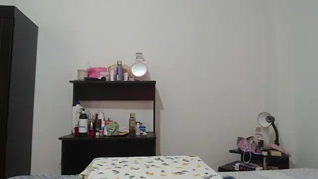 nathaly_jones_ live now
