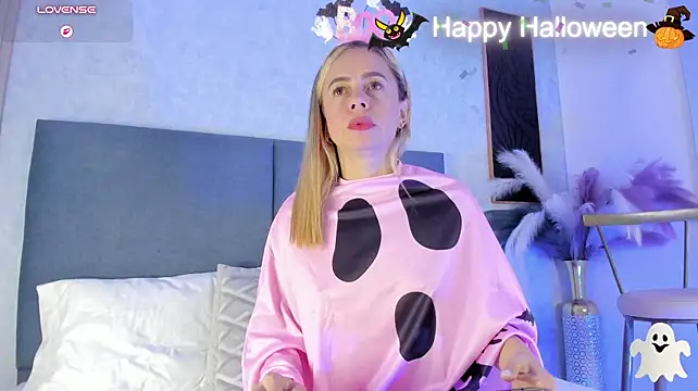 Roxxyfiore live now