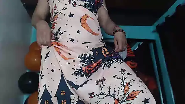kateleyagrey的直播畫面
