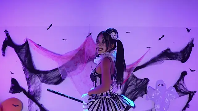 Velvet--girl live cam on Stripchat