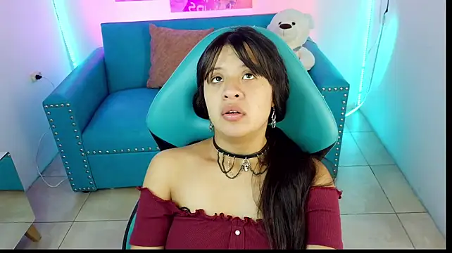 linda_stone_m live cam on Stripchat