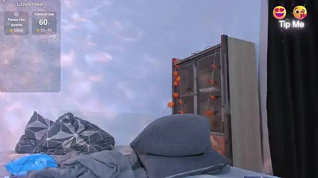 Lesi_Moonie01