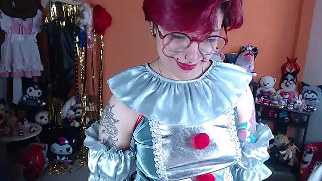 MissMiia2 live now