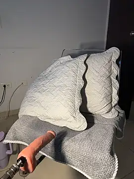 emily_fox1 live cam