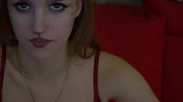VelvetVoww live now