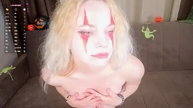 NevaStallworth live cam on Stripchat