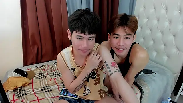 Etherealboy_ck live cam on Stripchat