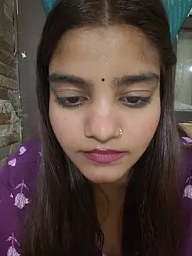 kiara_hotty0 live cam on Stripchat