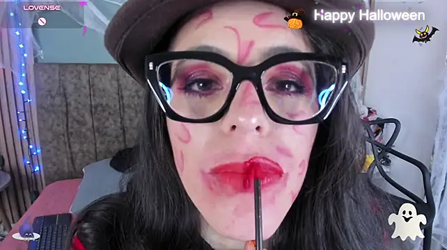 IsisNoir live cam on Stripchat