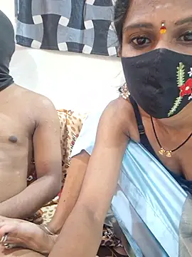 Marathi_Sayali live cam on Stripchat