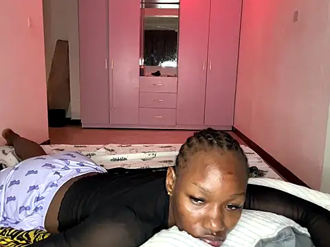 baddes_coco live cam on Stripchat