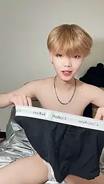 NN-love的直播画面