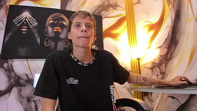 mono_blonde