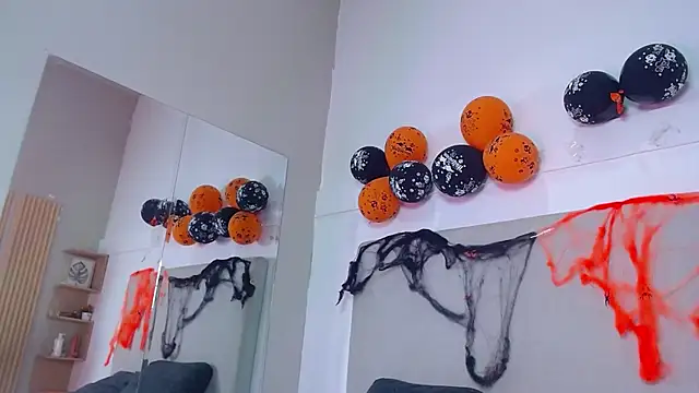 queen_adhara