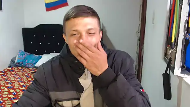 Stiiveen777 webcam