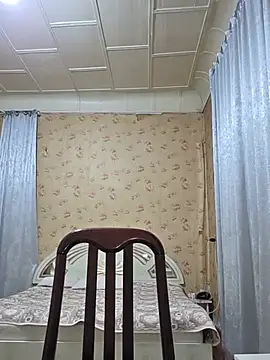 CharlotteSiren live cam preview