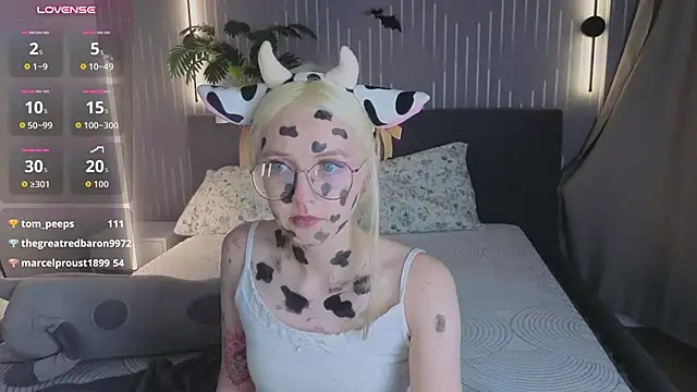 mollyy_snow