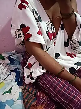 poojasexy71 live cam preview