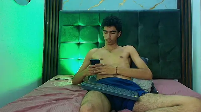 Cam_stom