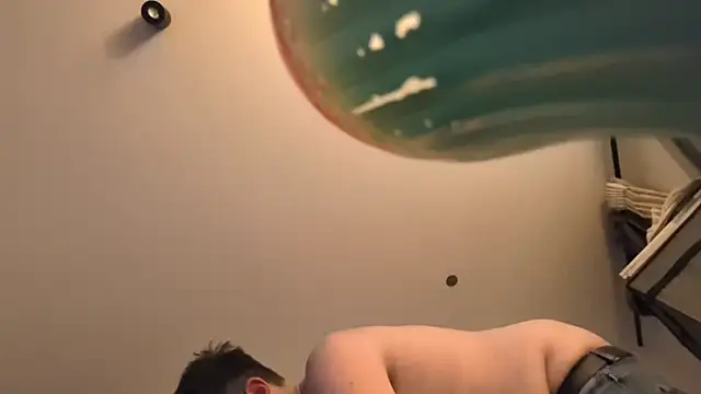 B-A-M-B-I live cam on Stripchat