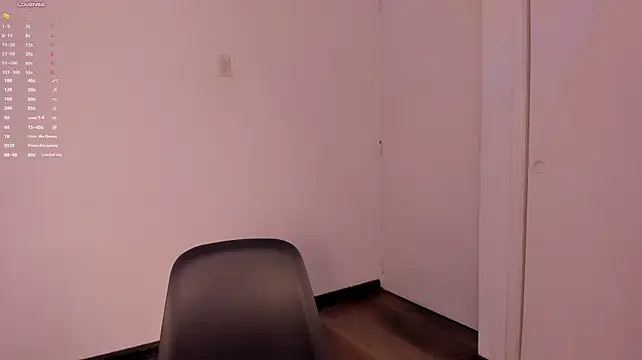 jade_rosee live cam on Stripchat