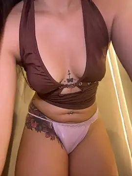 Valentina-gomezz的直播画面