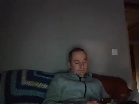 neopucen live cam on Stripchat