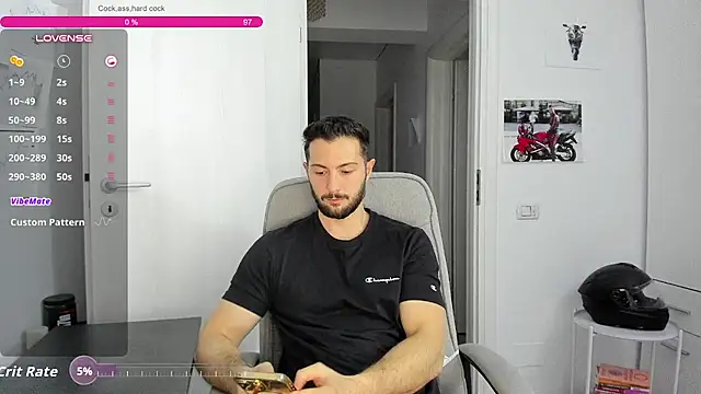 ZackFraser的直播画面