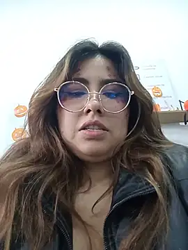 Sofia_Honey1 live now