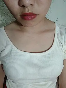 Cherry-squirtt的直播畫面