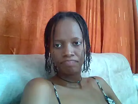 Fatu24 live cam on Stripchat