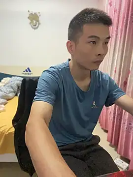 gutou001的直播画面