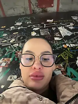 ObsessionJo live cam on Stripchat